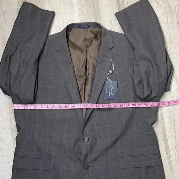 New With Tags Ralph Ralph Lauren Slim Fit Plaid Blazer. Size: 48R sport coat